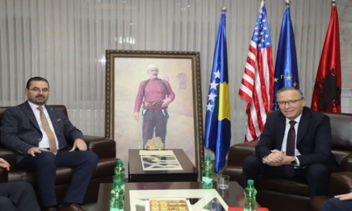 Hüma Okulları ismini Kosova’da da yaşatmak için eğitim projelerine başladı