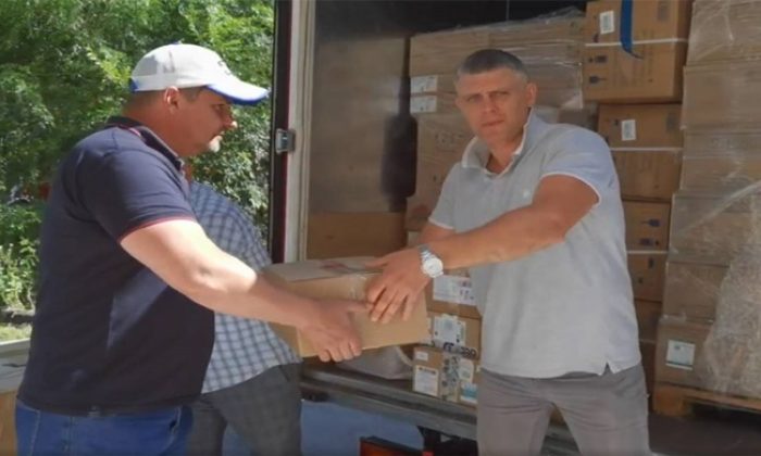В центр помощи «Единой России» в Херсоне отправили 2 тонны медикаментов