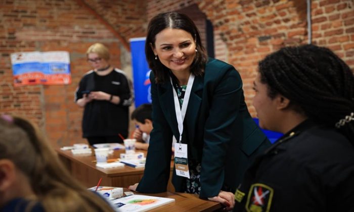 «Единая Россия» организовала в регионах акции «Подарок папе» и «Стихи для папы»