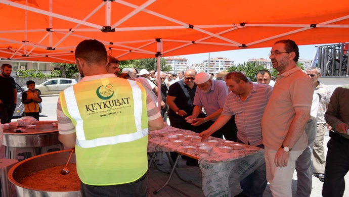 KEYKUBAT DERNEĞİNDEN AŞURE İKRAMI YAPILDI
