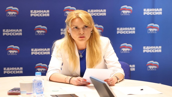 Darya Lantratova: Birleşik Rusya tasarısı, SVO katılımcılarına yardım eden sosyal odaklı STK’ların devletten destek almasını sağlayacak