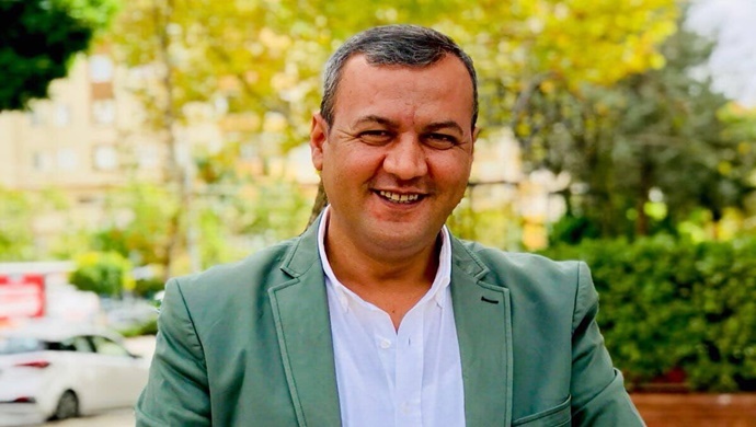 PROFESYONEL GAYRİMENKUL İZMİR URLA VE ÇANAKKALE BİGA VE GAZİANTEP`DEN MEHMET TAŞ`DAN 23 NİSAN MESAJI